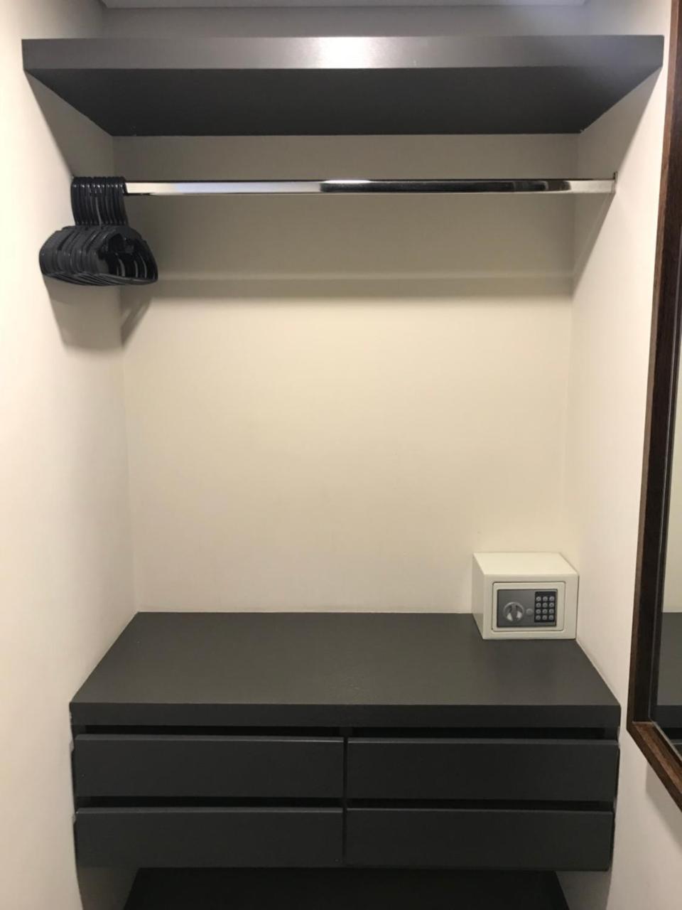 Apartach Apartment *